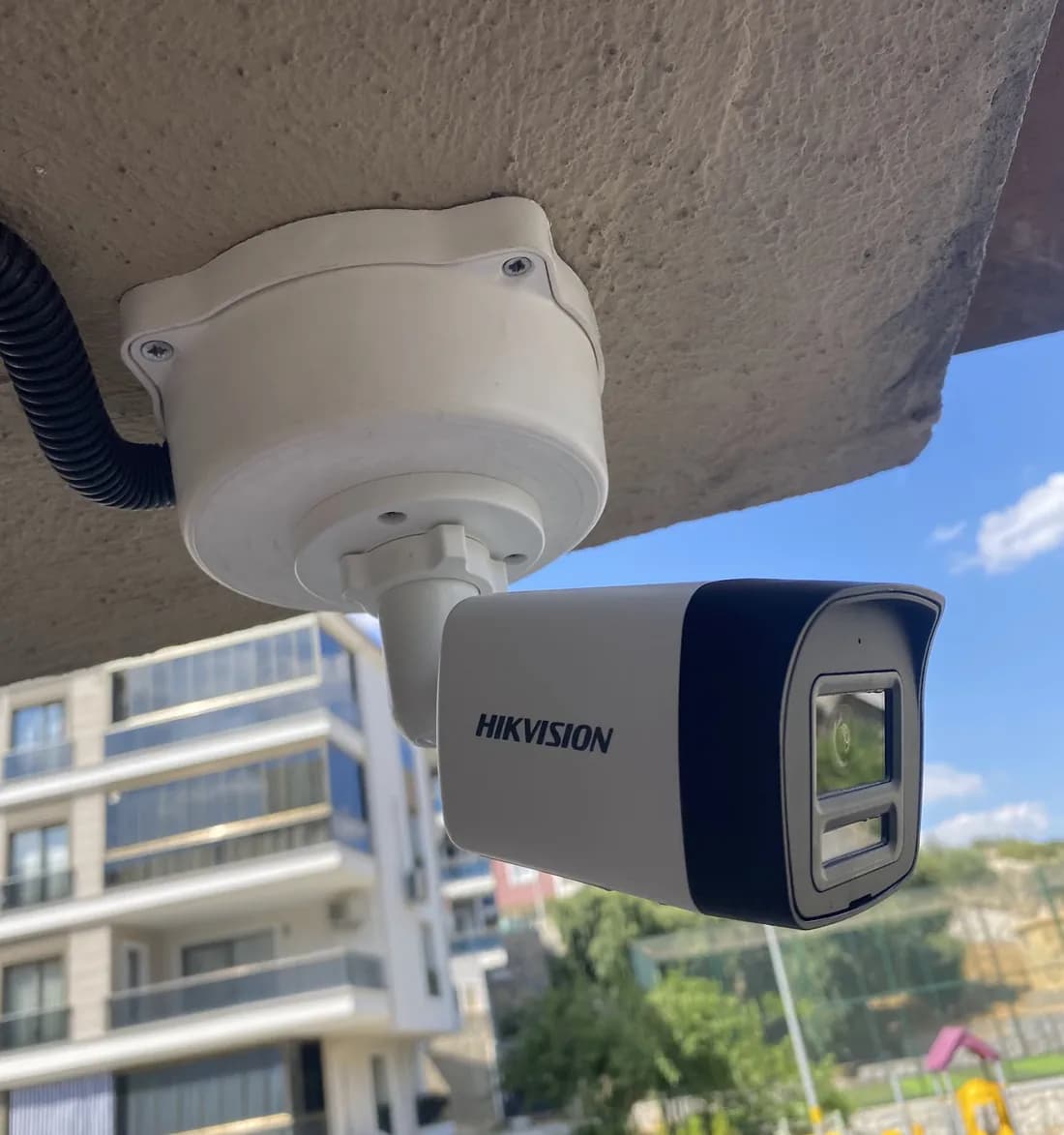 Site girişi, bullet kamera